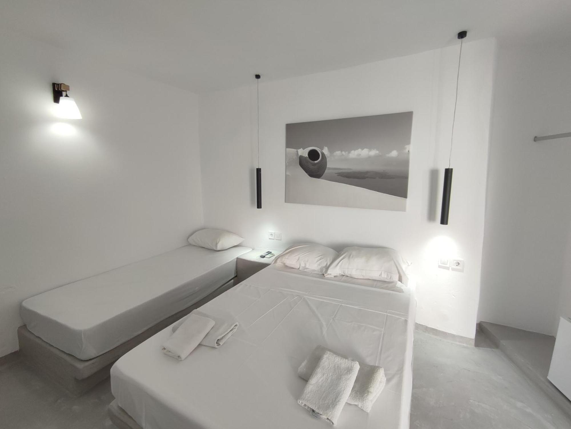 Fira Comfort Rooms Exteriér fotografie