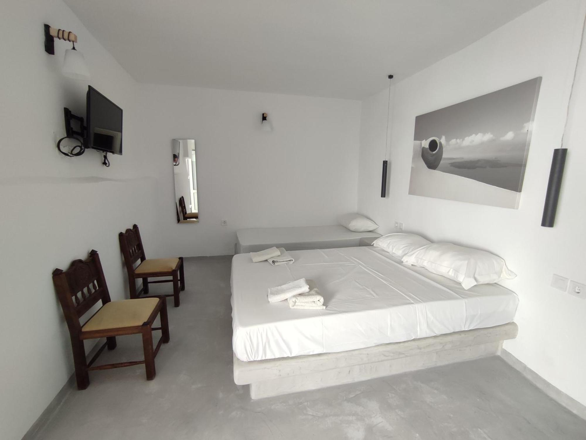 Fira Comfort Rooms Exteriér fotografie