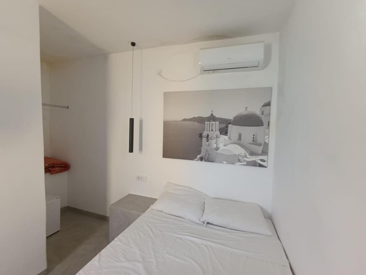 Fira Comfort Rooms Exteriér fotografie