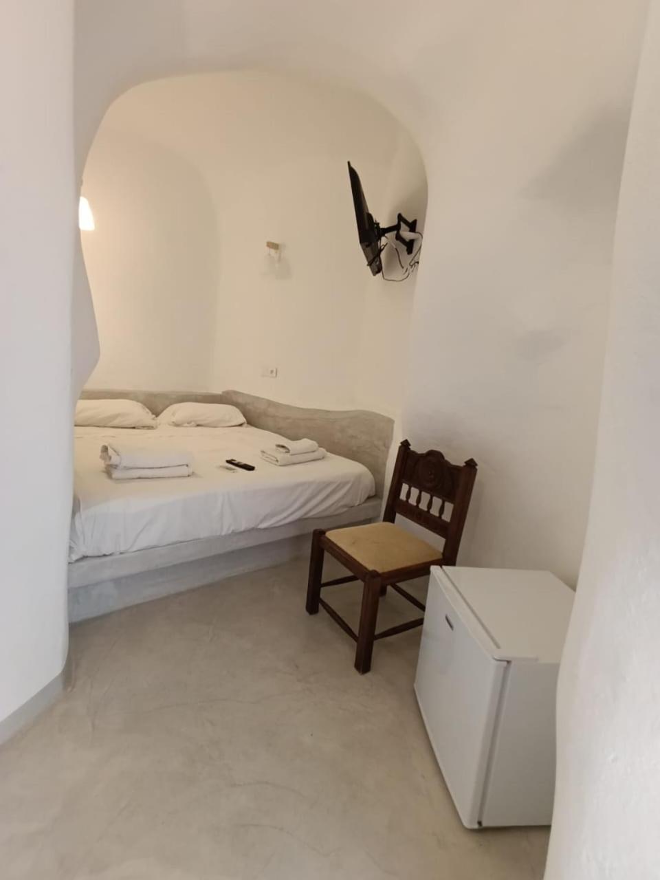 Fira Comfort Rooms Exteriér fotografie