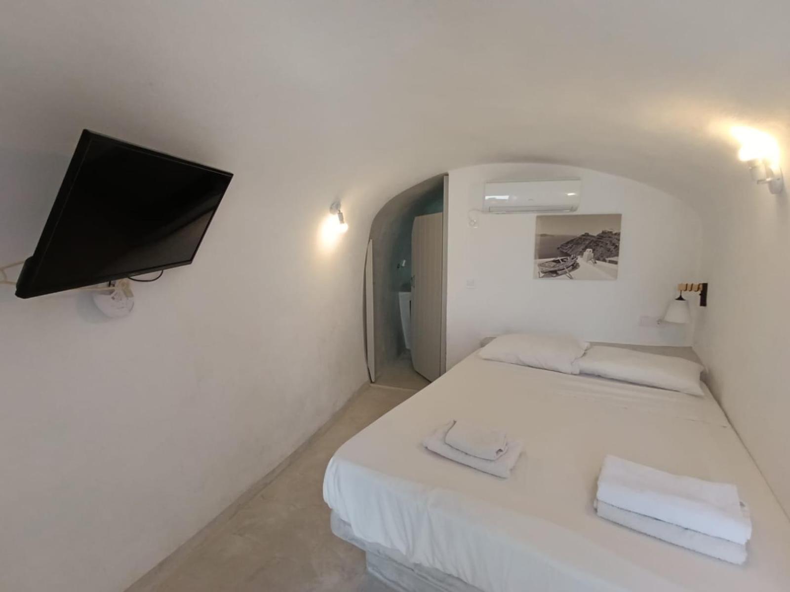 Fira Comfort Rooms Exteriér fotografie